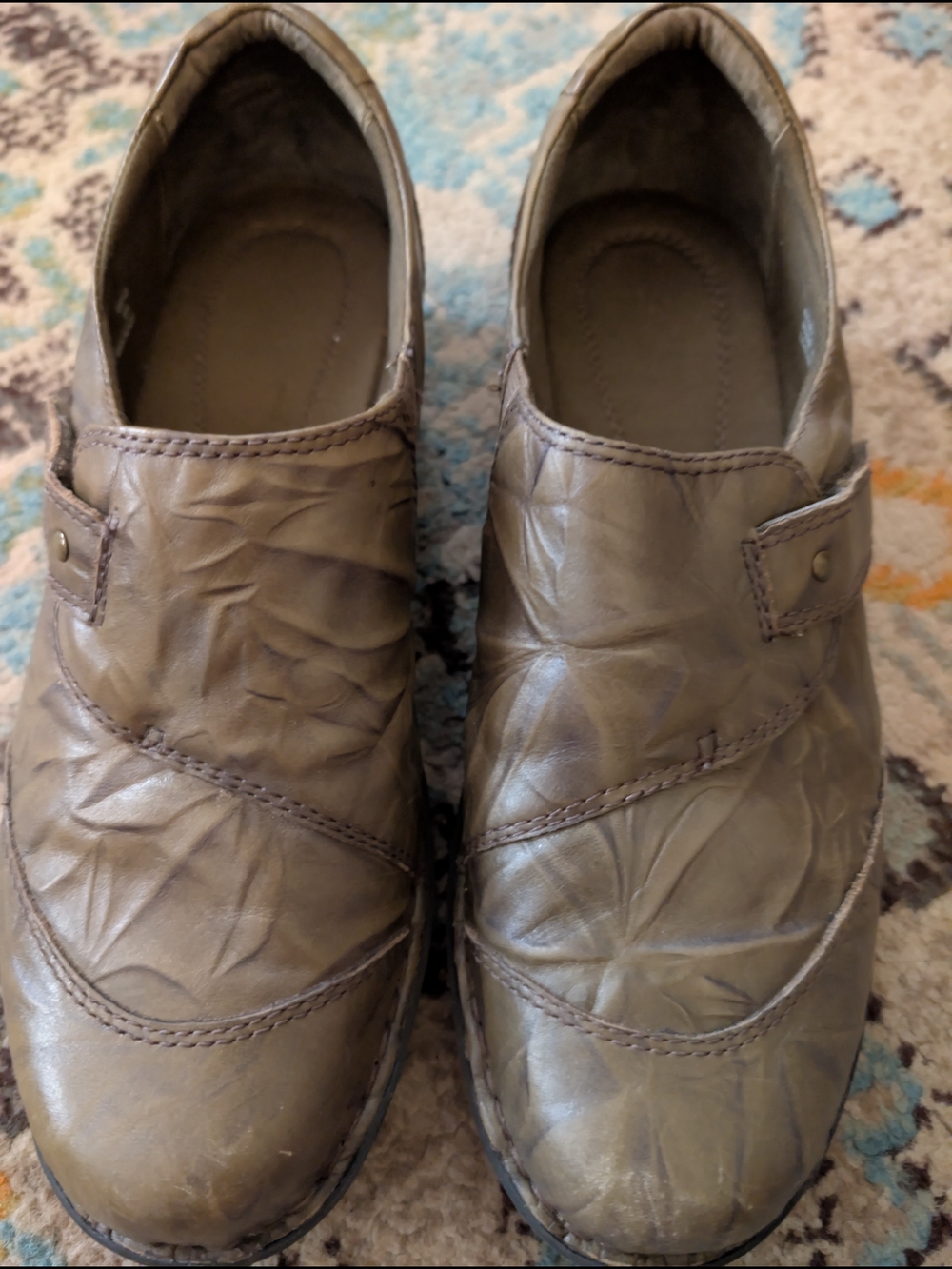 Clarks Olive Brown Women's Slip-On Flats